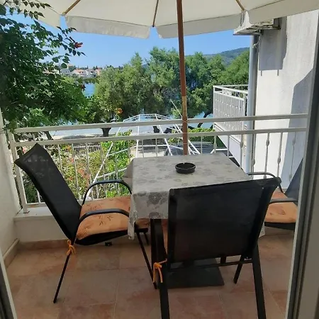 Apartamento Ana Bilota Seget Vranjica